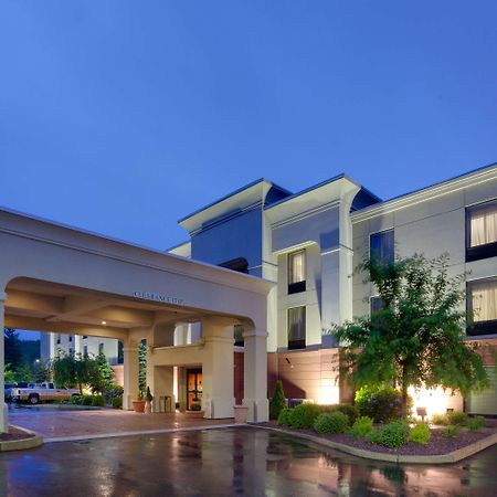 Hampton Inn Оберн Екстер'єр фото